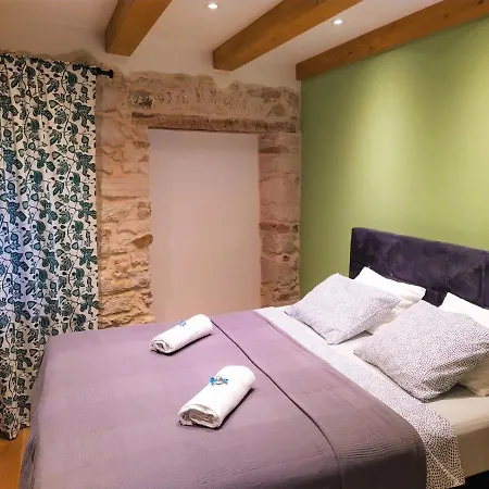 Luxury - Old Soul With A New Heart Apartment