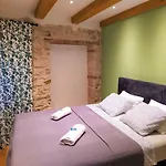 Luxury - Old Soul With A New Heart Apartment