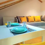 Luxury - Old Soul With A New Heart Apartment